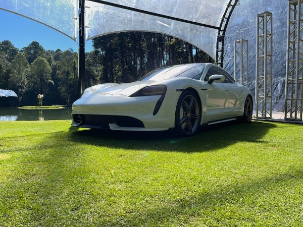 Porsche Taycan lanzamiento regional